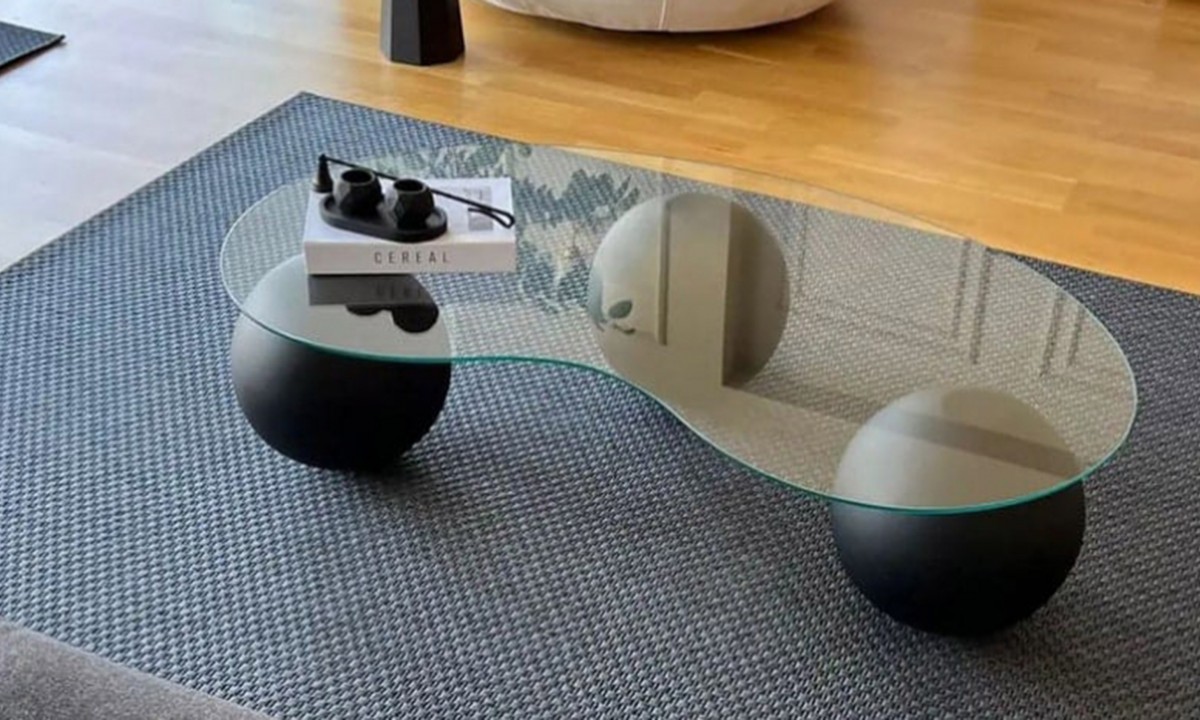 Top Ayaklı Cam Sehpa Siyah